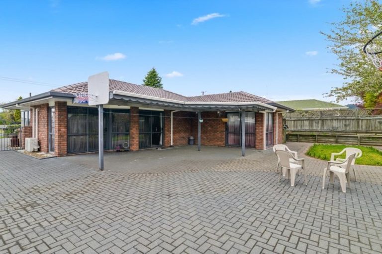 Photo of property in 31 Basley Road, Owhata, Rotorua, 3010