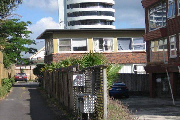 Photo of property in 1/4a Seymour Street, Saint Marys Bay, Auckland, 1011