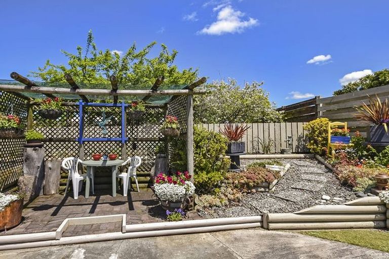 Photo of property in 8 Hartfield Rise, Pahurehure, Papakura, 2113