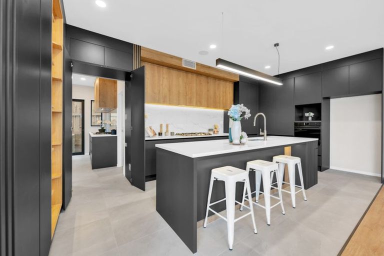 Photo of property in 72 Koromeke Street, Flat Bush, Auckland, 2019