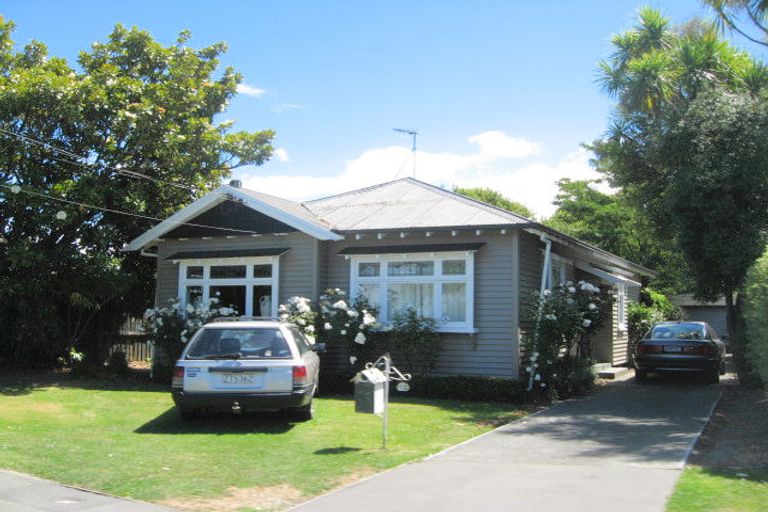Photo of property in 10 Coles Place, St Albans, Christchurch, 8014