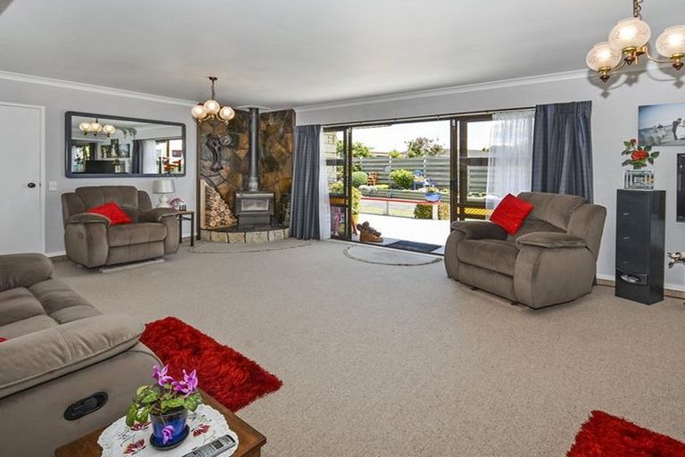 Photo of property in 8 Hartfield Rise, Pahurehure, Papakura, 2113