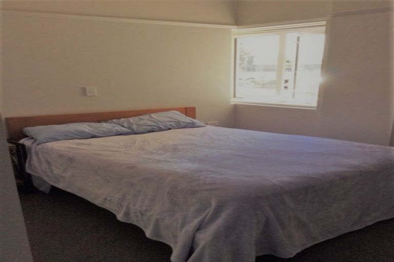 Photo of property in Fountain Court, 16/48 Oriental Parade, Oriental Bay, Wellington, 6011
