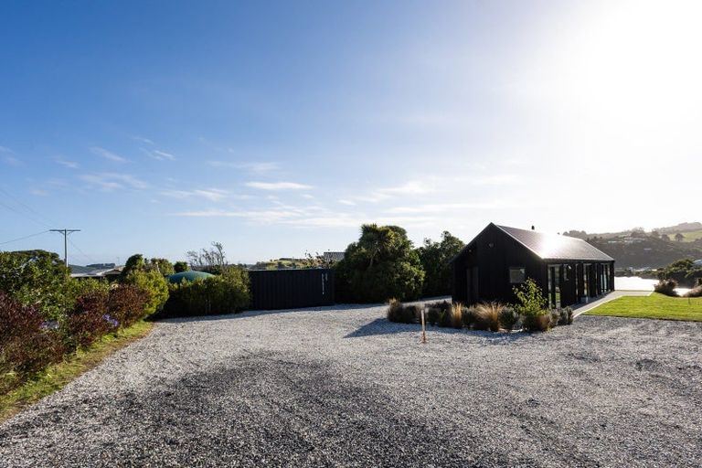 Photo of property in 1371b Taieri Mouth Road, Taieri Mouth, 9091