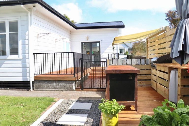 Photo of property in 32 Brookes Street, Inglewood, 4330