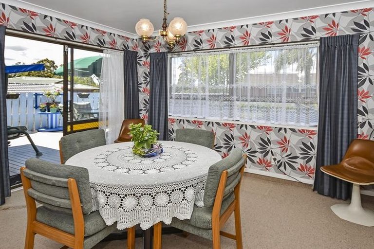 Photo of property in 8 Hartfield Rise, Pahurehure, Papakura, 2113