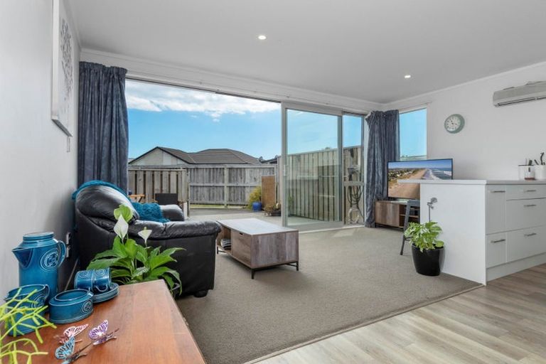 Photo of property in 31 Reynolds Place, Papamoa Beach, Papamoa, 3118