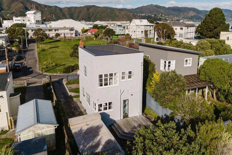 Photo of property in 73 Adelaide Street, Petone, Lower Hutt, 5012