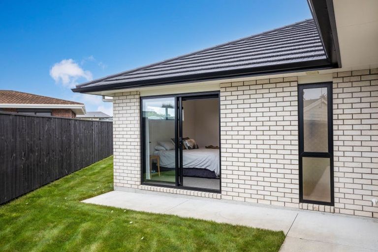 Photo of property in 26 Aratapu Street, Waitara, 4320