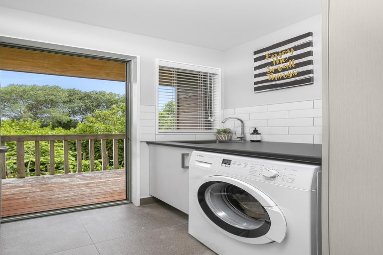 Photo of property in 25a Mareretu Avenue, Patumahoe, Pukekohe, 2679
