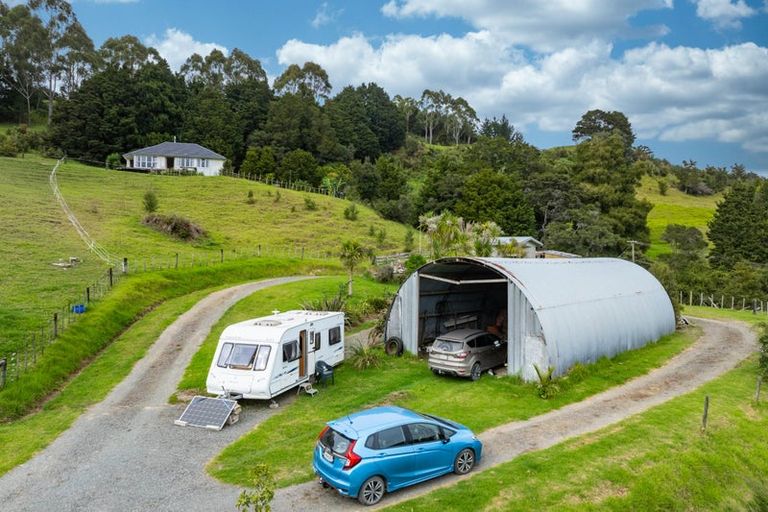 Photo of property in 465 Helmsdale Road, Waipu, 0582