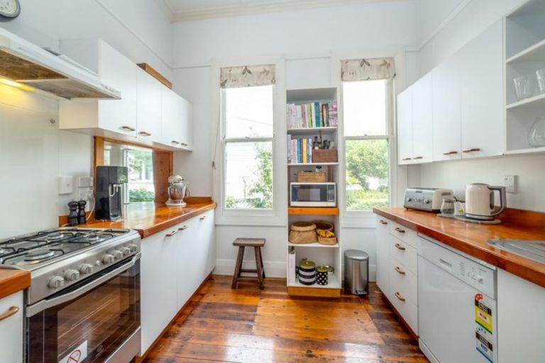 Photo of property in 32 Pownall Street, Masterton, 5810