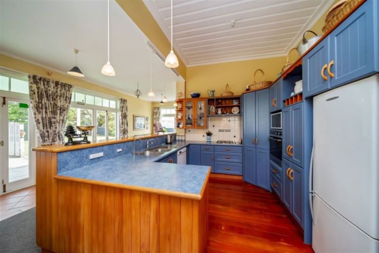 Photo of property in 7 George Street, Hawera, 4610