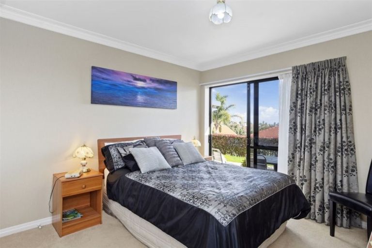 Photo of property in 60 Oteki Park Drive, Welcome Bay, Tauranga, 3112