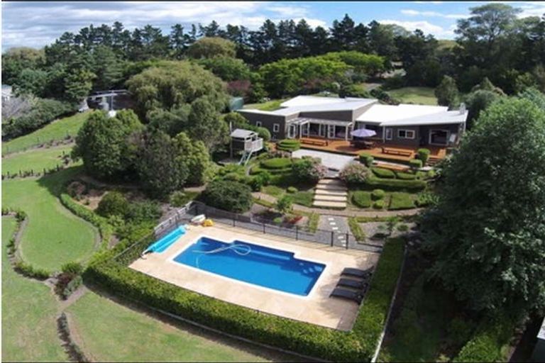 Photo of property in 76 Dairy Stream Road, Dairy Flat, Albany, 0794