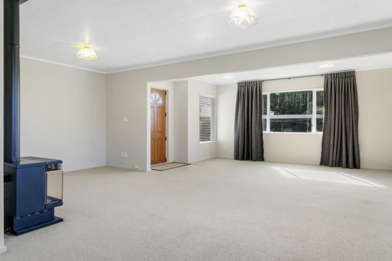 Photo of property in 2/23 Kiddle Drive, Hilltop, Taupo, 3330