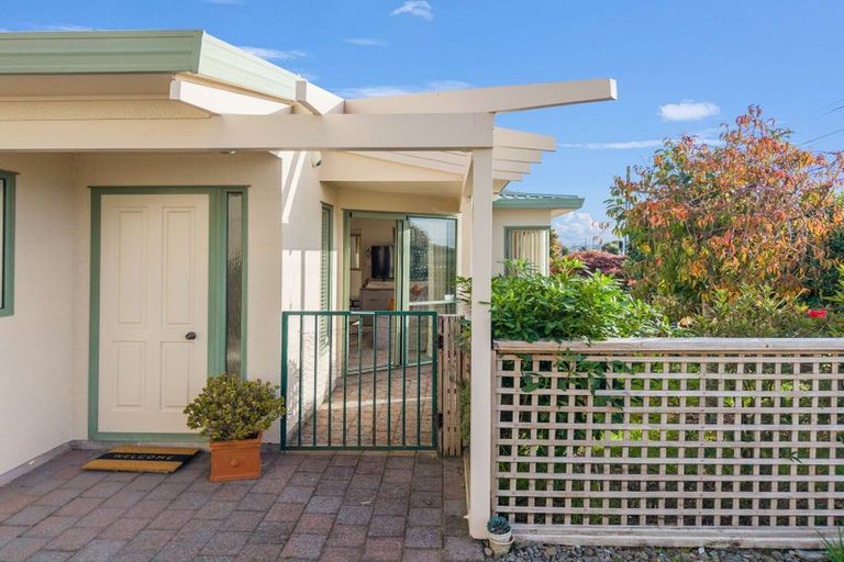 Photo of property in 16a Wickham Place, Hairini, Tauranga, 3112