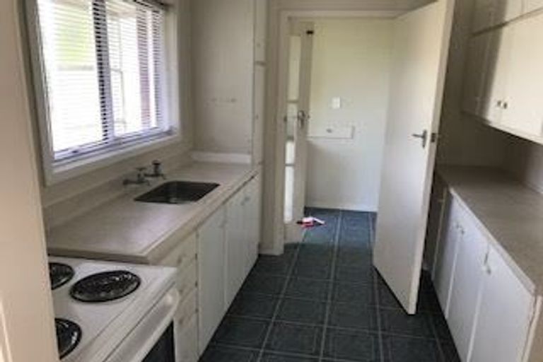 Photo of property in 1/9 Brian Avenue, Forrest Hill, Auckland, 0620