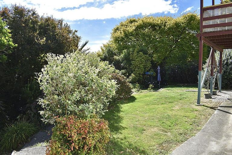 Photo of property in 55 Freemans Road, Otaki, 5512