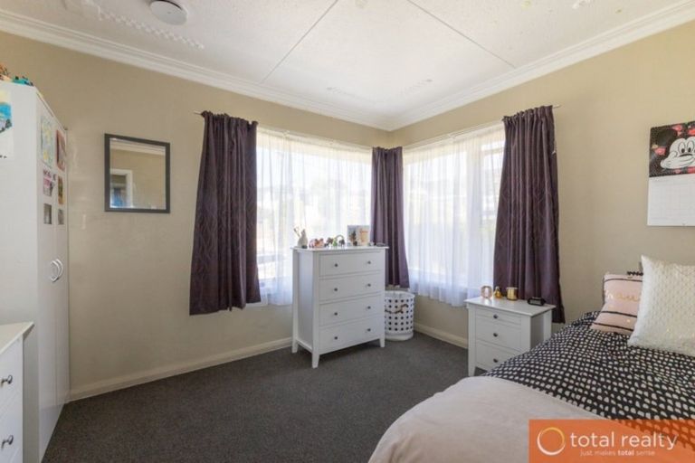 Photo of property in 260 Helensburgh Road, Helensburgh, Dunedin, 9010