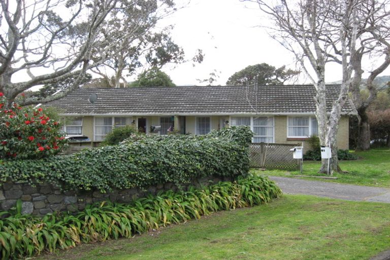 Photo of property in 12a Rowe Parade, Wainuiomata, Lower Hutt, 5014