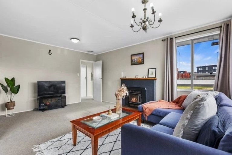 Photo of property in 743 Maunganui Road, Mount Maunganui, 3116