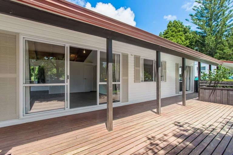 Photo of property in 2/45 Mcdowell Crescent, Hillcrest, Auckland, 0627