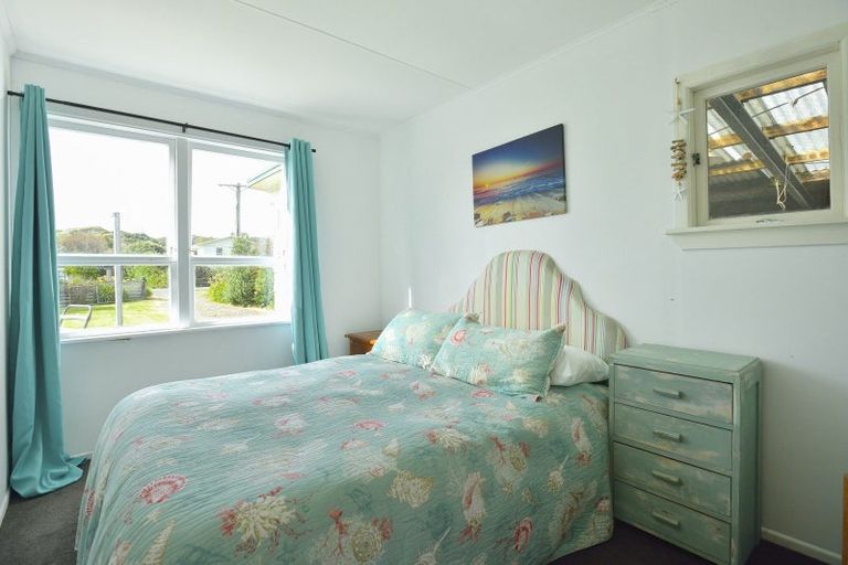 Photo of property in 4 Tarakihi Crescent, Mahia, Nuhaka, 4198