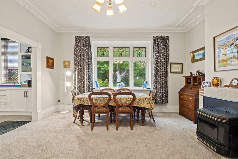 Photo of property in 241 Bay View Road, Saint Clair, Dunedin, 9012