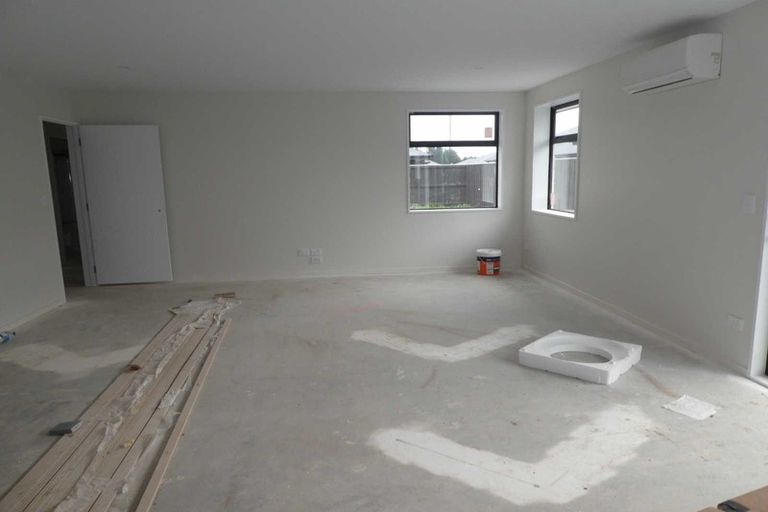 Photo of property in 12 Broadway Parade, Rolleston, 7615