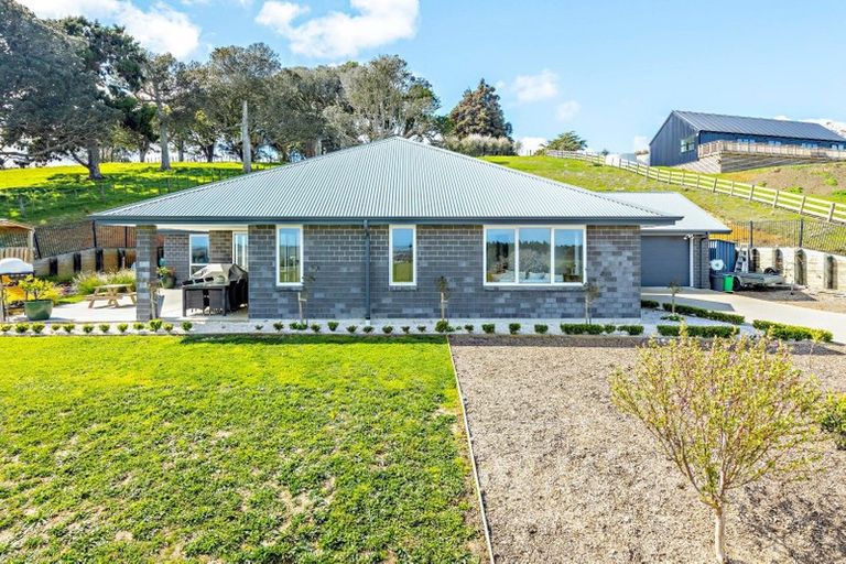 Photo of property in 215a Bald Hill Road, Waiuku, 2681