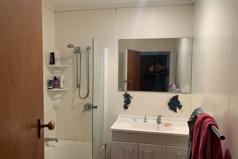 Photo of property in 18 Madill Street, Tuakau, 2121