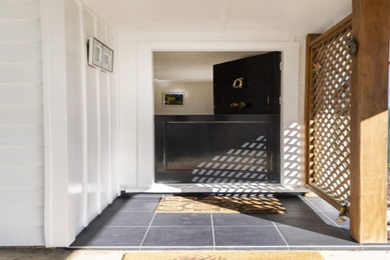 Photo of property in 24 Cherry Road, Bucklands Beach, Auckland, 2014