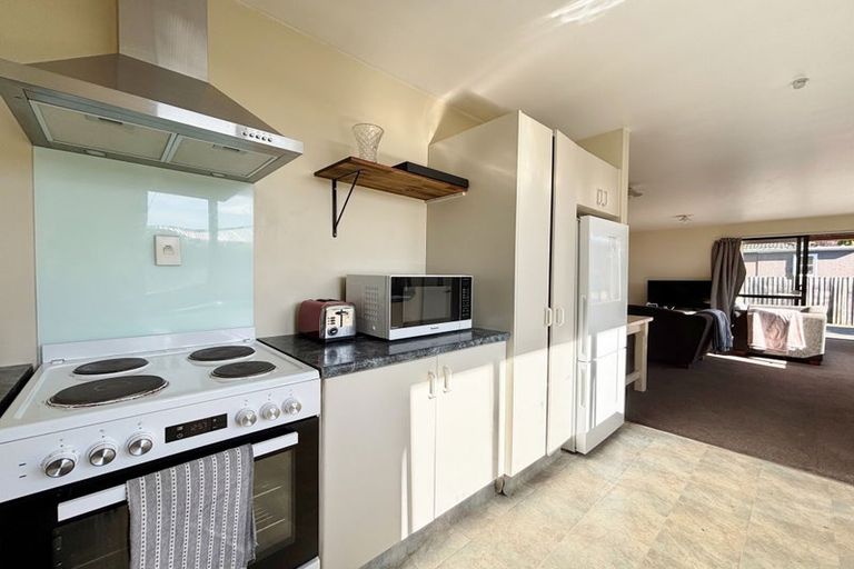 Photo of property in 61a Centennial Avenue, Riccarton, Christchurch, 8041