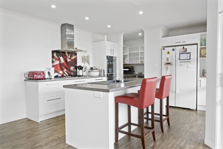 Photo of property in 6 Plescher Crescent, Leamington, Cambridge, 3432