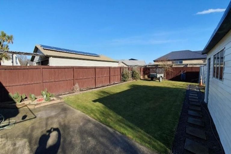 Photo of property in 23 Arcon Drive, Broomfield, Christchurch, 8042