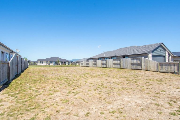 Photo of property in 46 Te Kio Crescent, Papamoa Beach, Papamoa, 3118