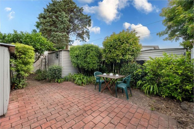 Photo of property in 2/310 Bucklands Beach Road, Bucklands Beach, Auckland, 2012