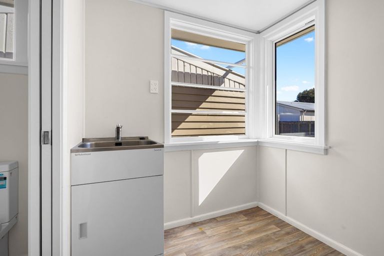 Photo of property in 1/64 Ottawa Road, Wainoni, Christchurch, 8061