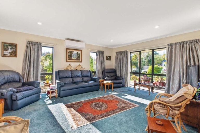 Photo of property in 74 Wairere Road, The Gardens, Auckland, 2105