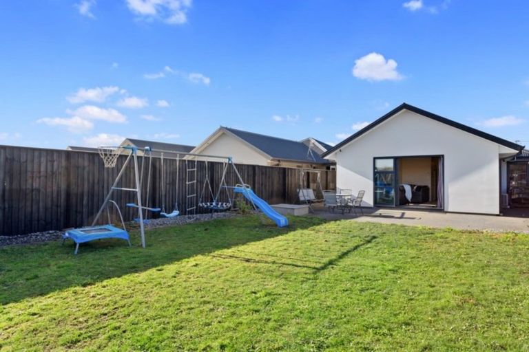 Photo of property in 54 Helmore Street, Rangiora, 7400