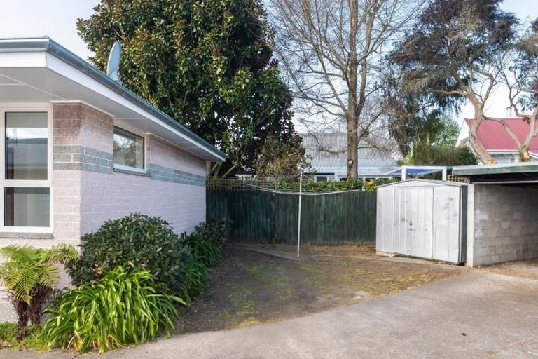 Photo of property in 2/42 Aylmer Street, Somerfield, Christchurch, 8024