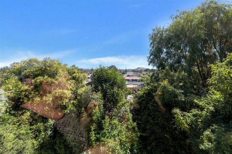 Photo of property in 146 Ti Rakau Drive, Pakuranga, Auckland, 2010