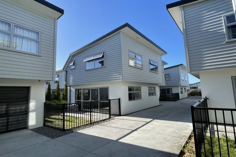 Photo of property in 2/33 Elizabeth Street, Riccarton, Christchurch, 8041
