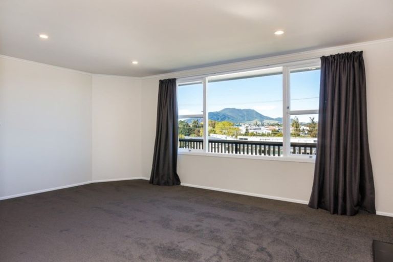 Photo of property in 1 Noble Street, Waiuku, 2123