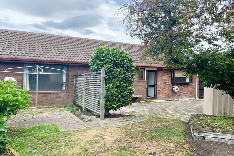 Photo of property in 1/65 Donnington Street, Parklands, Christchurch, 8083