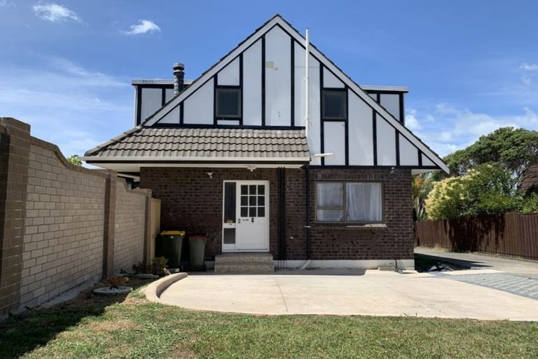 Photo of property in 1/24 Curacao Place, Half Moon Bay, Auckland, 2012