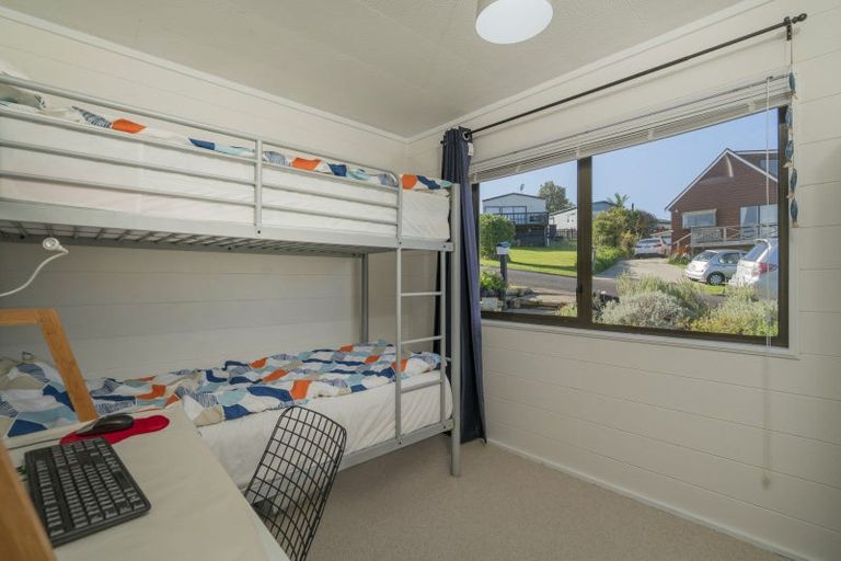 Photo of property in 12 Miro Place, Whitianga, 3510