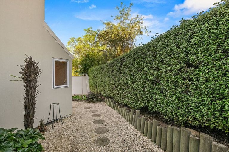 Photo of property in 9 Avoca Valley Road, Heathcote Valley, Christchurch, 8022