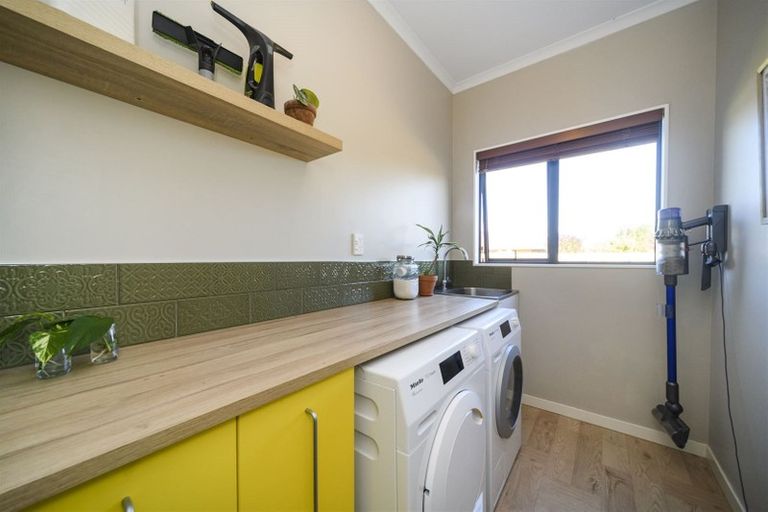 Photo of property in 29 Clearview Drive, Milson, Palmerston North, 4414